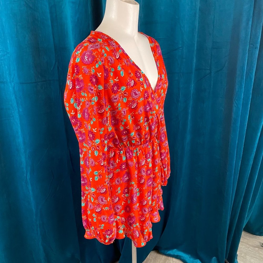 Peach Love California Floral Surplice Romper in Red - Picture 3 of 8